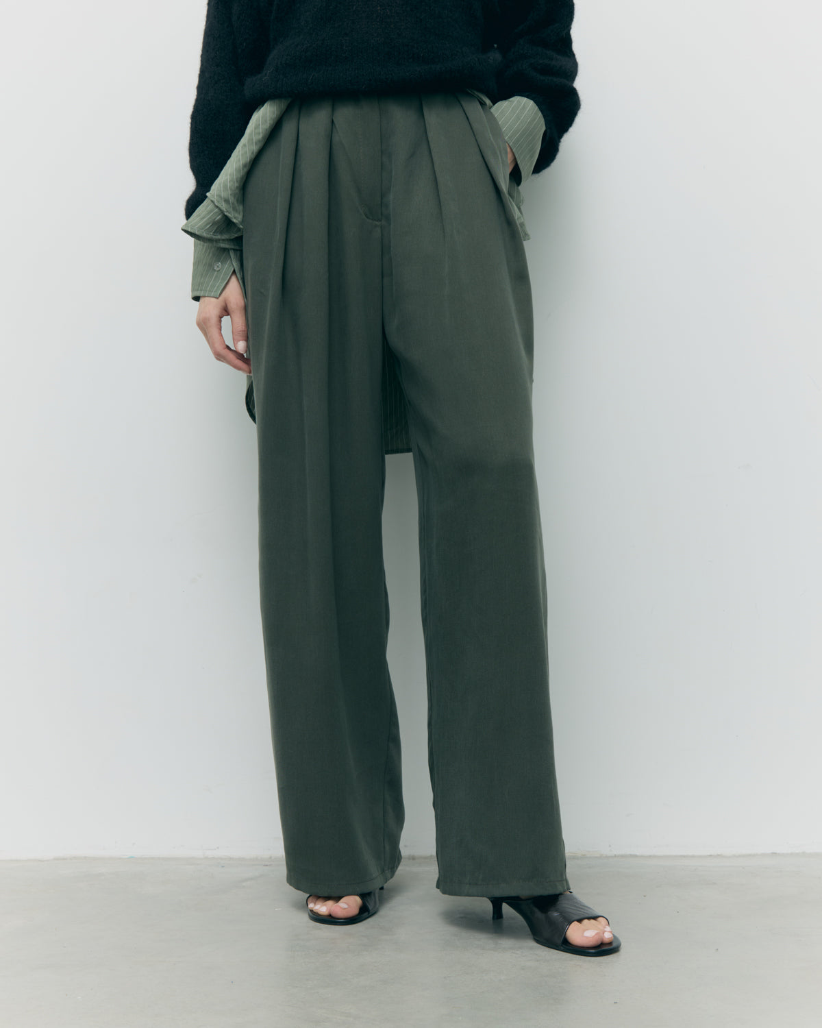 Spodnie Wonder olive tencel