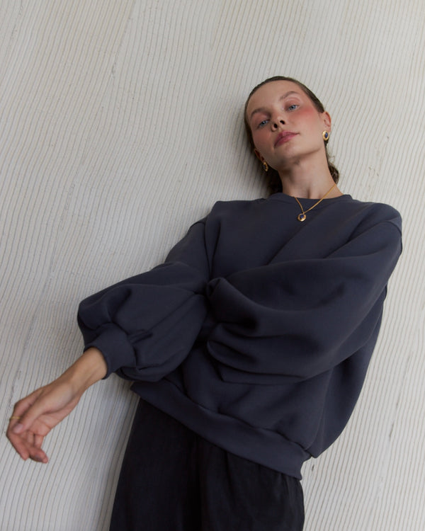 bluza-damska-antracytowa-oversize