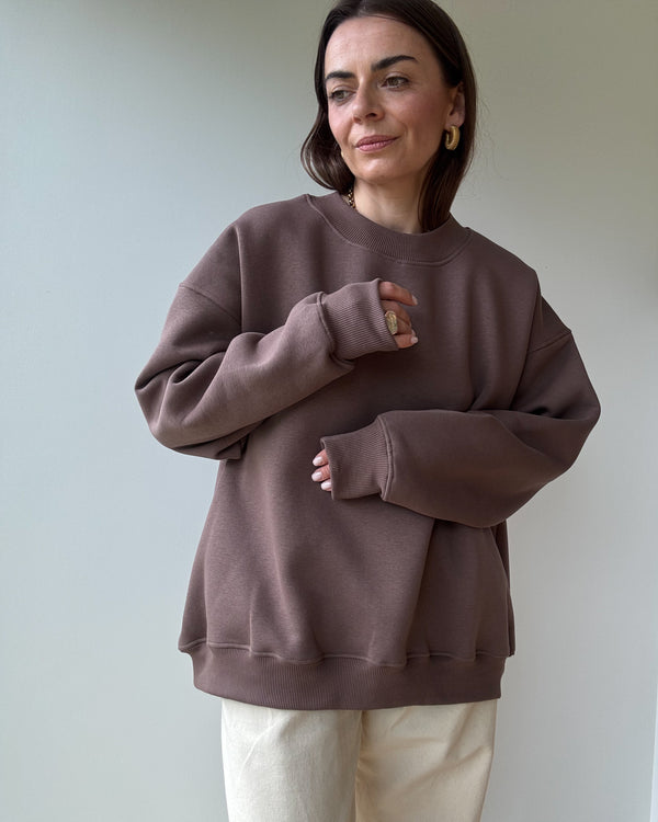 Długa bluza damska Cheer Long w kolorze chocolate, fason oversize