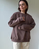 Długa bluza damska Cheer Long w kolorze chocolate, fason oversize