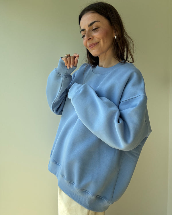 Bluza z dzianiny w kolorze sky blue, luźny krój, styl casual